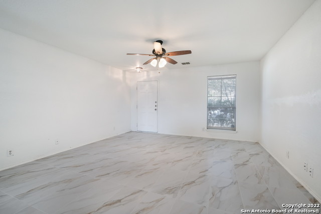426 Reba Property Photo 3