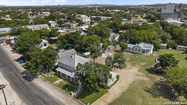 824 High St Property Photo 34