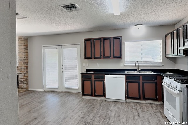 5815 Brambletree Street Property Photo 6
