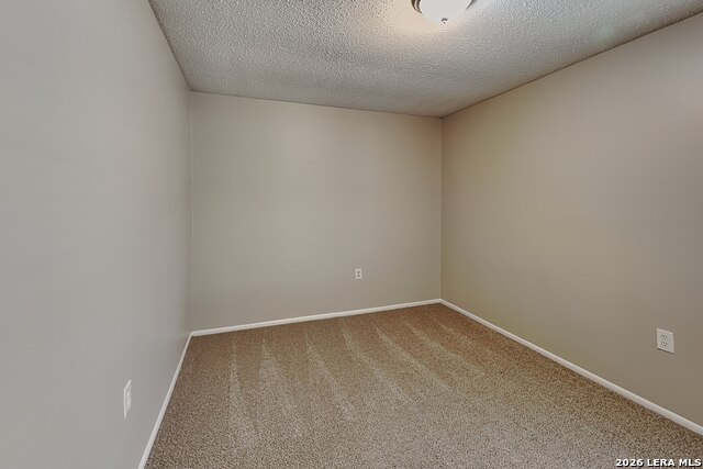 5815 Brambletree Street Property Photo 13