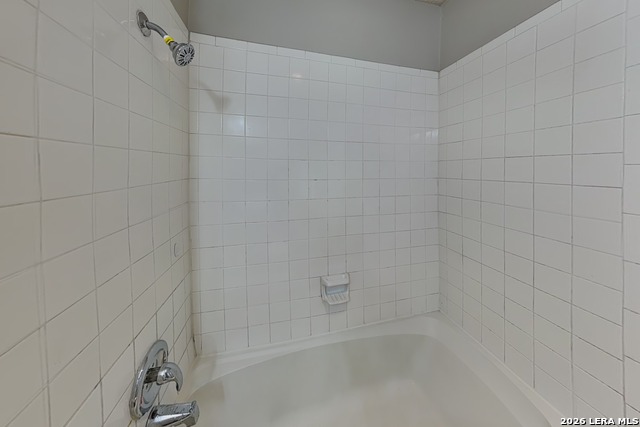 5815 Brambletree Street Property Photo 14