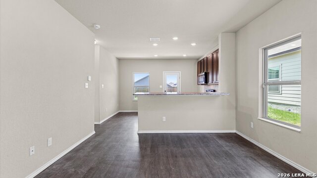 5915 Poolside Park Property Photo 4
