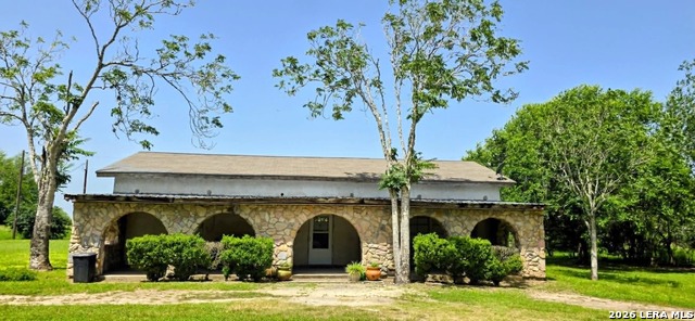 261 Cr 402 Property Photo 1