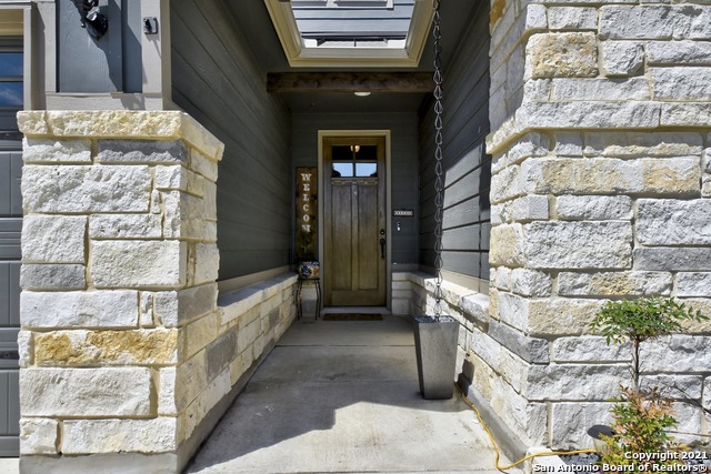 9113 Sunpool Property Photo 2