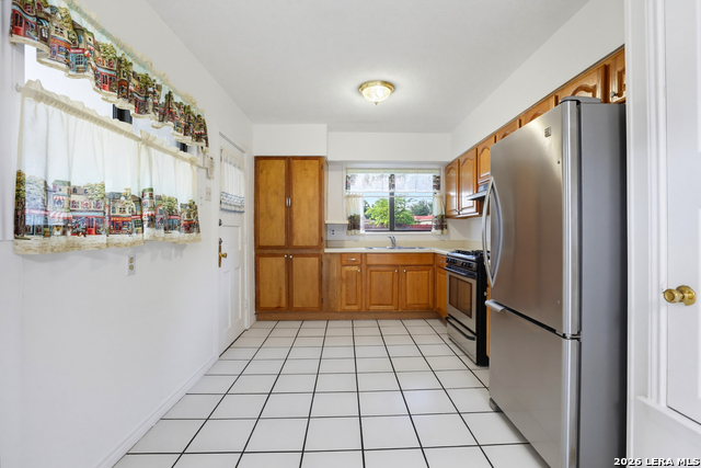 271 Wayside Dr Property Photo 6