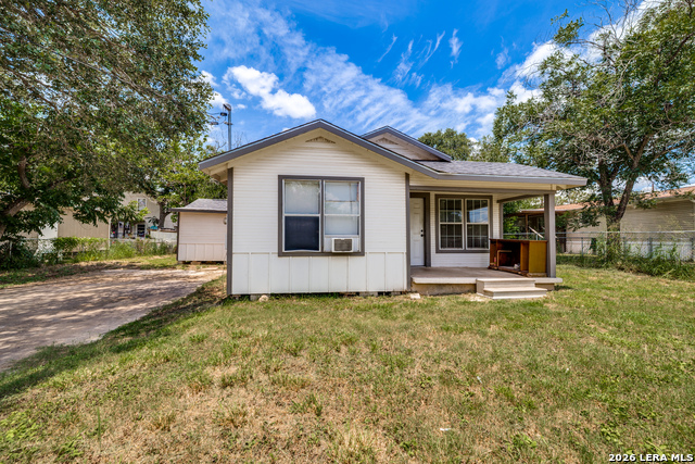 1129 Plum St Property Photo 1