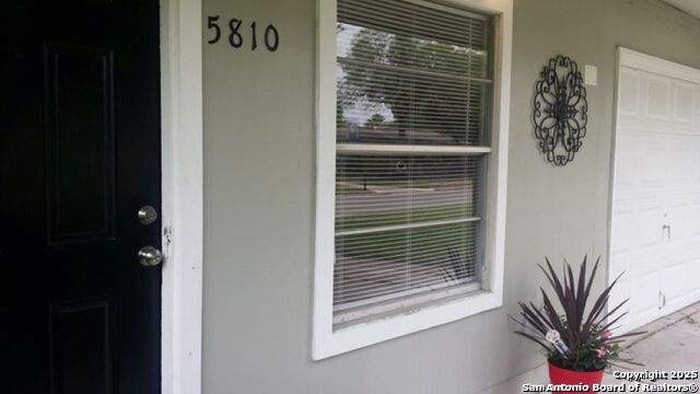 5810 Timberrock Property Photo 2