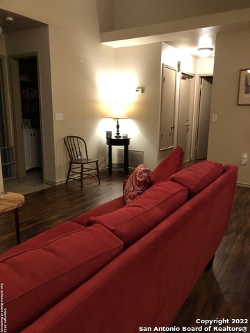 8214 Spring Town St Property Photo 4