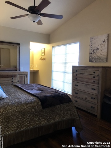 8214 Spring Town St Property Photo 10