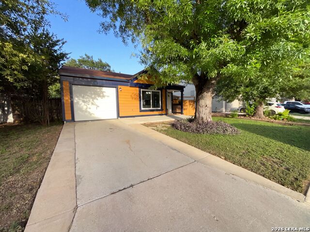 6226 Valley Castle Property Photo 1