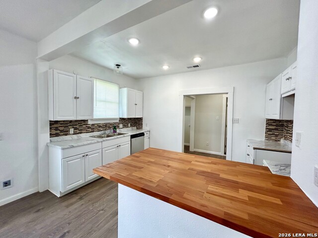 2623 W Houston St Property Photo 2