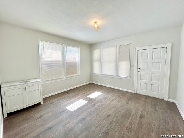 2623 W Houston St Property Photo 15