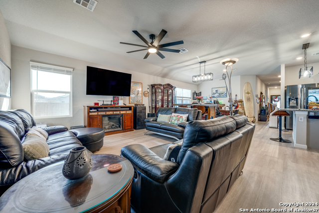 11934 Chipper Landing Property Photo 6