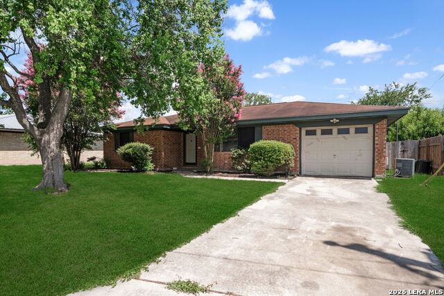 306 Meadow Dr Property Photo 5