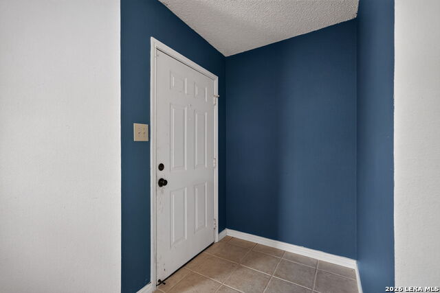 306 Meadow Dr Property Photo 9