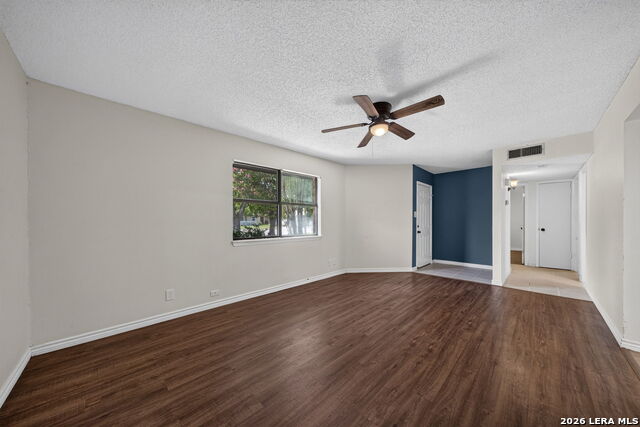 306 Meadow Dr Property Photo 13