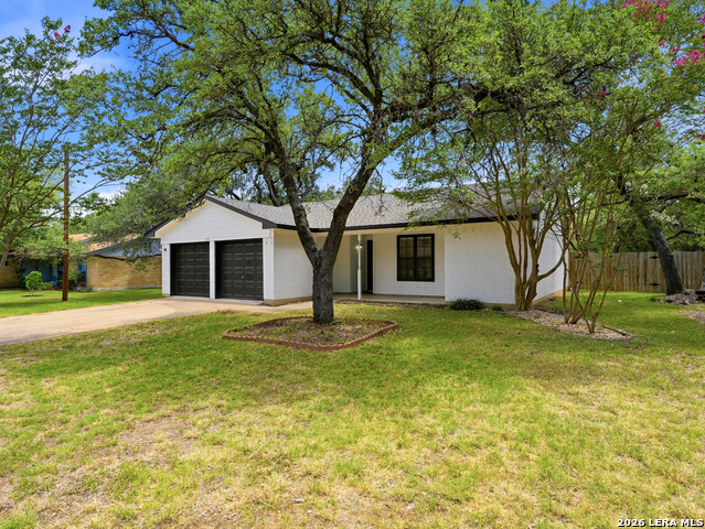 104 S Mount Rushmore Dr Property Photo 2