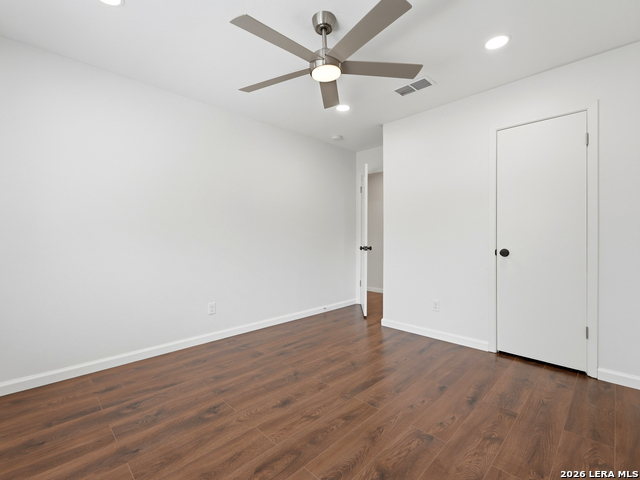 104 S Mount Rushmore Dr Property Photo 18