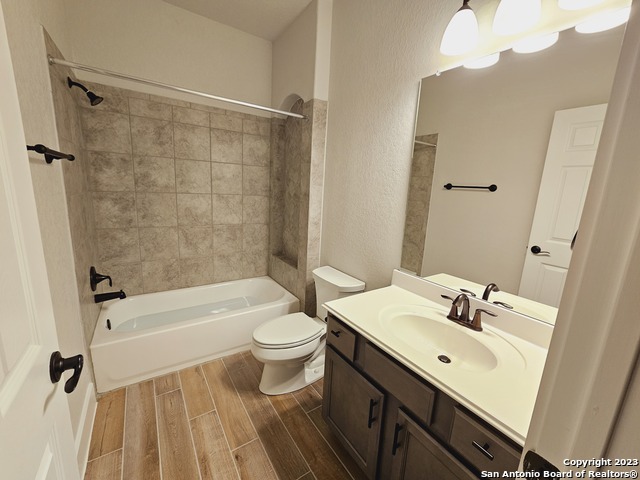 10544 Briceway Bay Property Photo 16