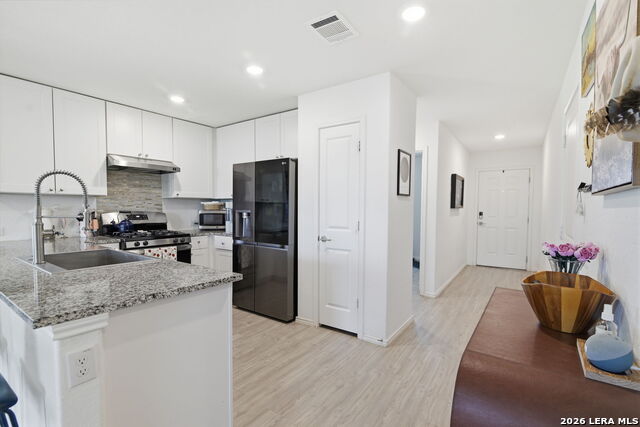 11942 Fuzzy Path Property Photo 8