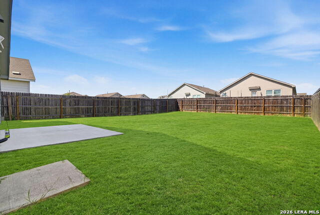 11942 Fuzzy Path Property Photo 18