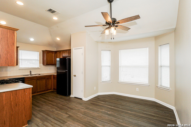 8422 Cherisse Property Photo 6