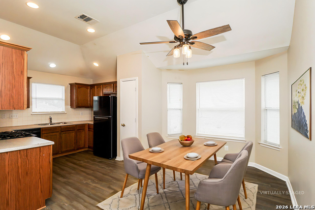 8422 Cherisse Property Photo 7