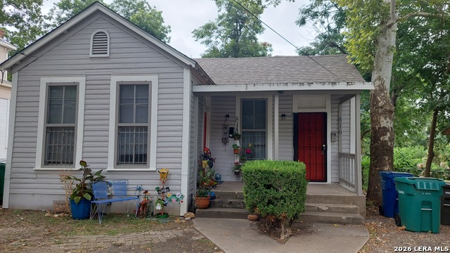 816 E Carson St Property Photo 1