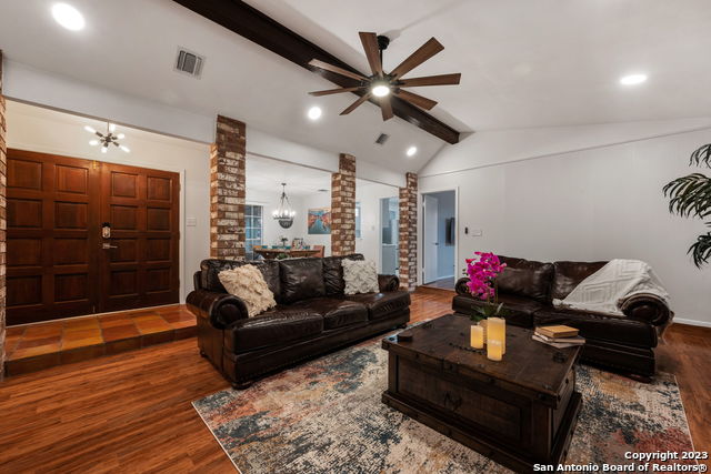 8318 Kyle Rote St Property Photo 5
