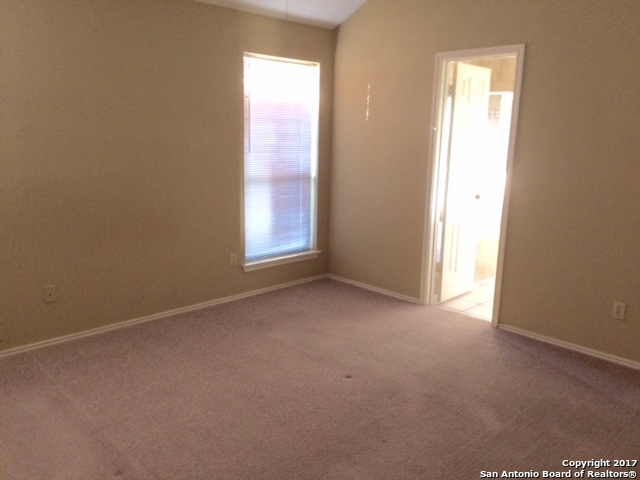 868 Amberstone Property Photo 8