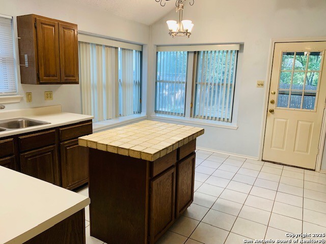 2538 Montebello Property Photo 5