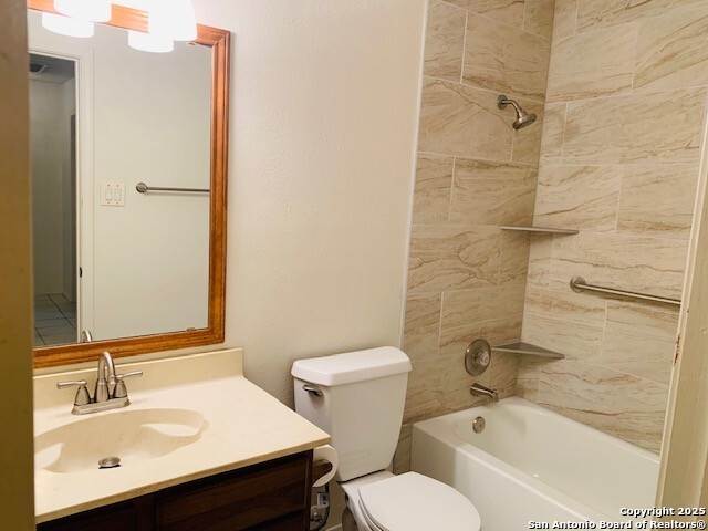 2538 Montebello Property Photo 14