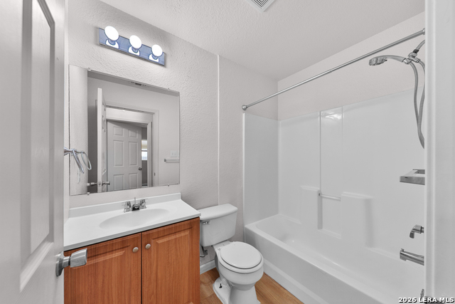 3810 Maverick Crk Property Photo 9