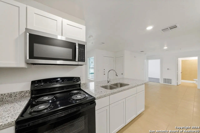 903 Canterbury Property Photo 9