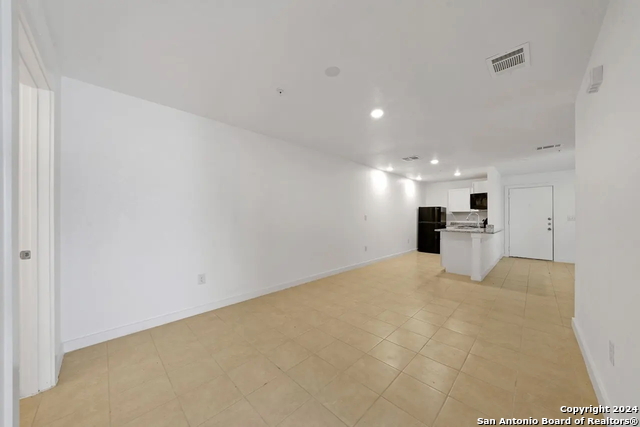 903 Canterbury Property Photo 13