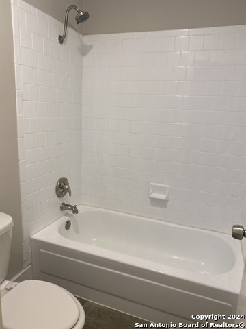 9526 Dunhill Property Photo 19
