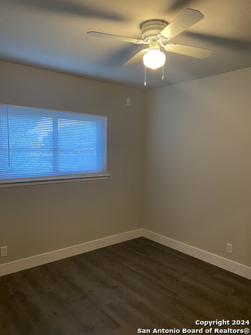 9526 Dunhill Property Photo 25
