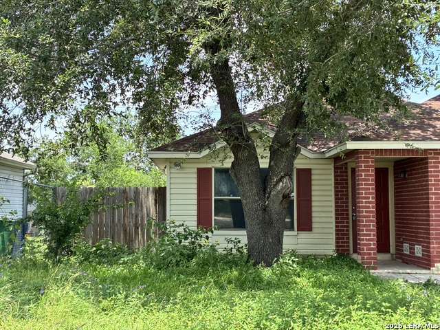 1803 S Ellison Dr Property Photo 1