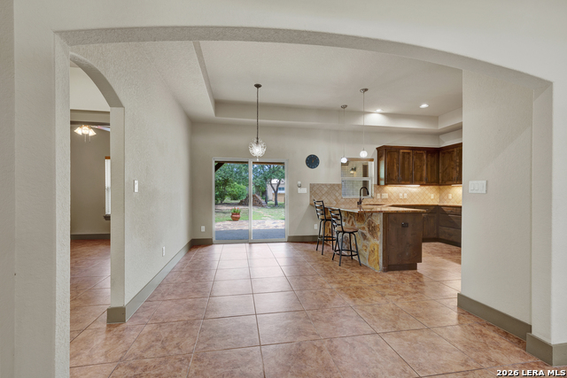 737 La Paloma Dr Property Photo 5