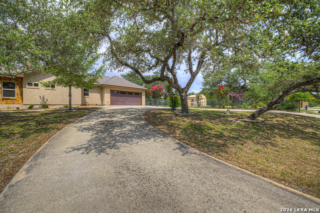 737 La Paloma Dr Property Photo 20