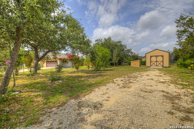 737 La Paloma Dr Property Photo 38