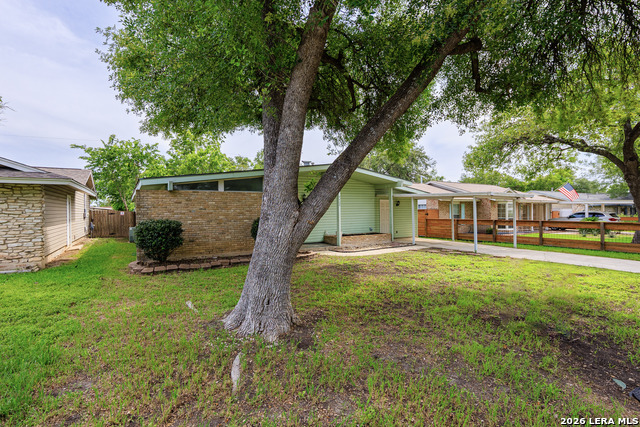 4402 Bright Sun St Property Photo 3