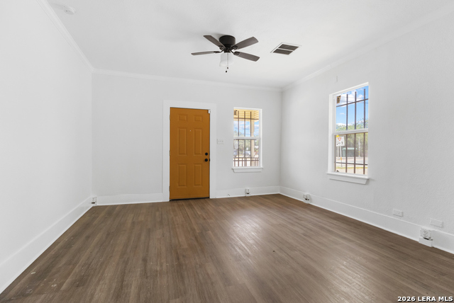 843 Culebra Rd Property Photo 3