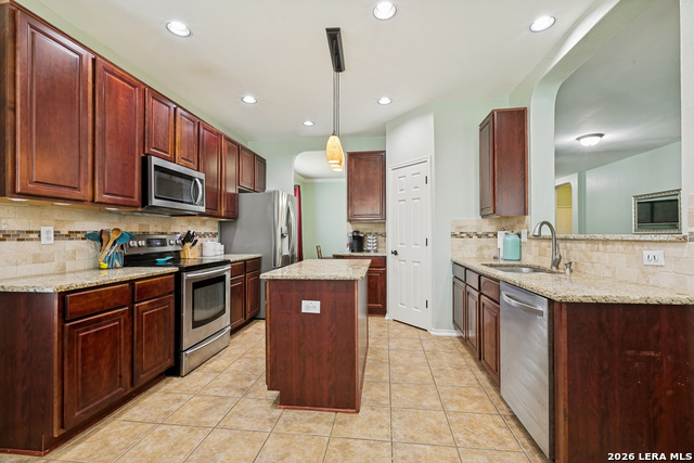10711 Palomino Bnd Property Photo 15
