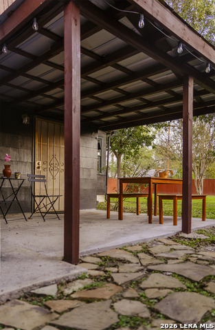 246 Senisa Property Photo 9