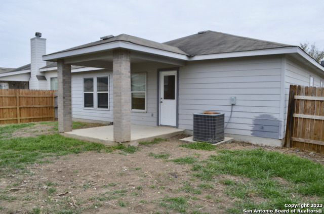 304 Cattle Run Property Photo 15
