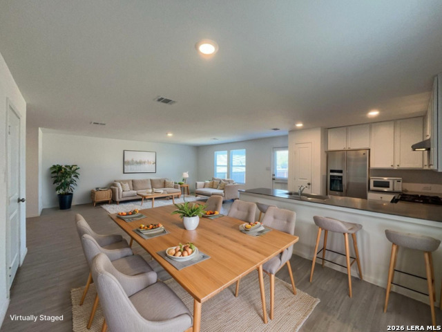 2421 Sweet Olive Property Photo 3