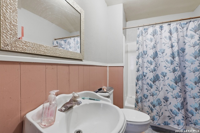 3201 S Flores St Property Photo 12