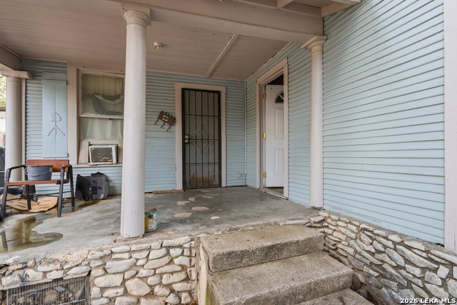3201 S Flores St Property Photo 24