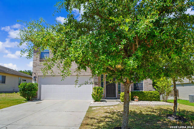 740 Fountain Gate Property Photo 2